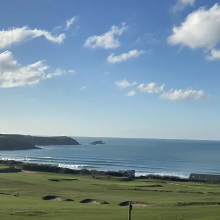 Penthouse 53 Zinc Sleeps 6, Newquay New Quay