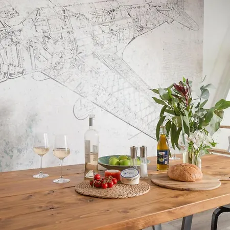 Penthouse 53 Zinc Sleeps 6, Newquay *